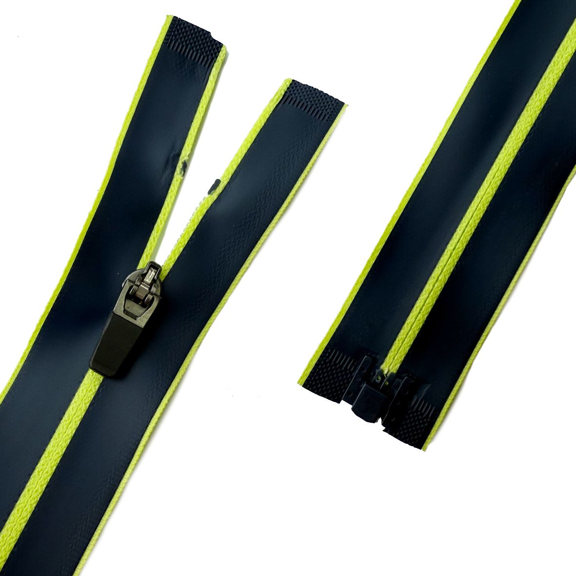 Color-matched fabric feel waterproof zipper